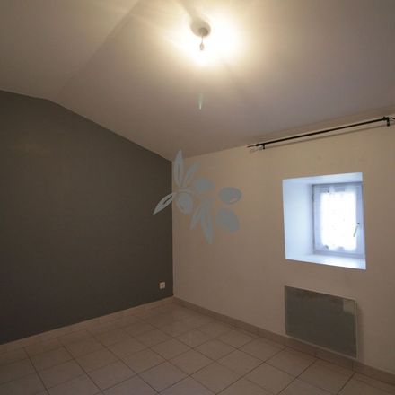 Rent this 3 bed apartment on Mornas in 84550 Mornas, France