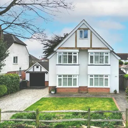 Buy this 5 bed house on Brooklyn Avenue in Goring-by-Sea, BN11 5QJ
