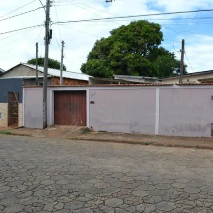 Buy this 4 bed house on Rua Carlos Menk in Parque Nações, Itararé - SP