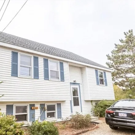 Rent this 2 bed house on 13 Tenth Street in Newbury, Plum Island