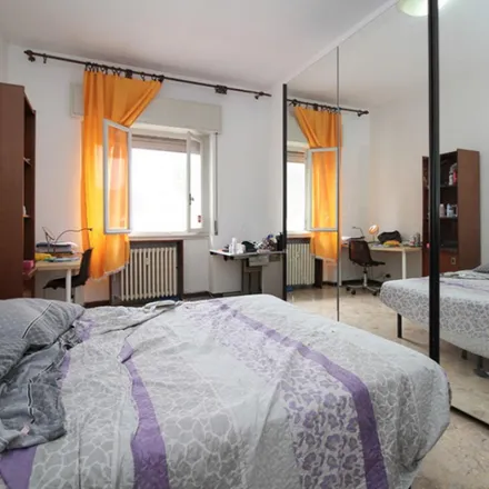 Rent this 5 bed room on Via Innocenzo Isimbardi in 20136 Milan MI, Italy