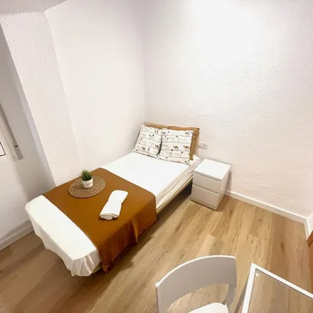 Rent this 4 bed apartment on Carrer de Sant Joan Bosco in 44, 46019 Valencia