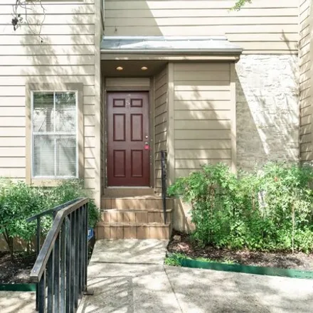 Rent this 3 bed townhouse on 110 Eaton Street in Alamo Heights, Bexar County