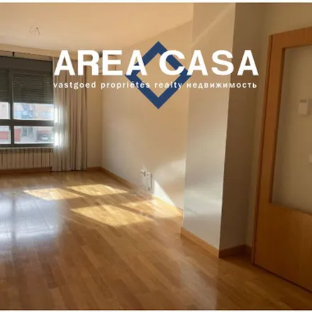 Image 4 - Avenida de los Labradores, 28760 Tres Cantos, Spain - Apartment for rent