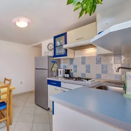 Image 4 - 51556 Grad Cres, Croatia - Apartment for rent