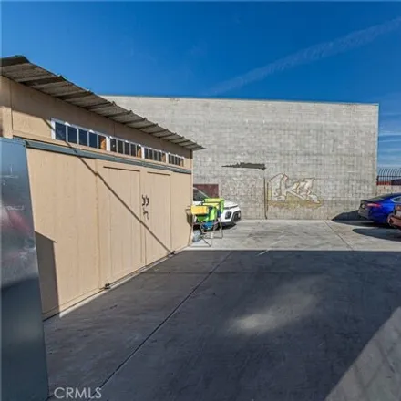 Image 9 - 229 West 28th Street, Los Angeles, CA 90007, USA - House for sale