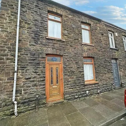 Buy this 3 bed townhouse on Middleton Street in Briton Ferry, SA11 2AZ