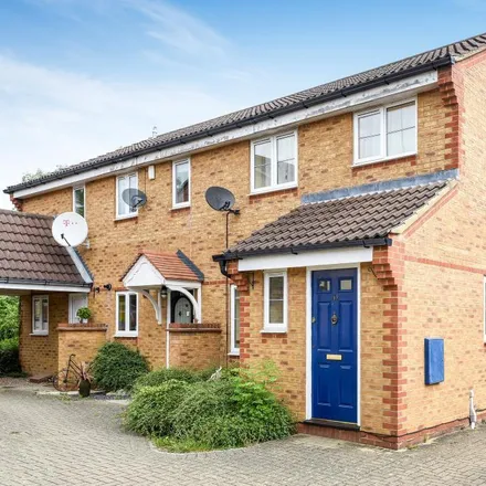 Rent this 3 bed house on Merganser Drive in Bicester, OX26 6XT
