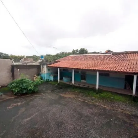 Rent this 4 bed house on Rua Maria Elisa Valadares in Divinópolis - MG, 35500-491
