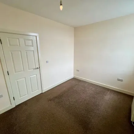 Image 1 - St Luke's, Queen Street, Leek, ST13 6LP, United Kingdom - Apartment for rent