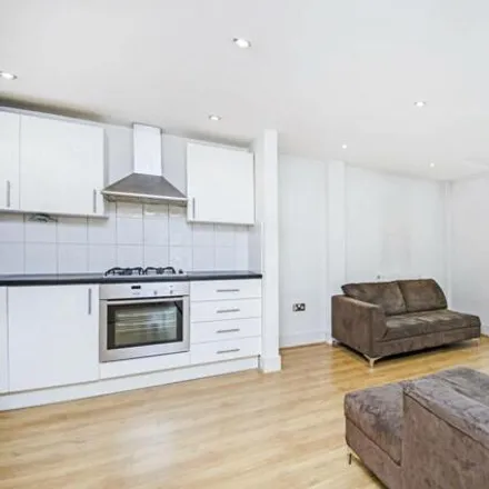 Image 1 - 84 Sandringham Road, Lower Clapton, London, E8 2HJ, United Kingdom - Apartment for rent