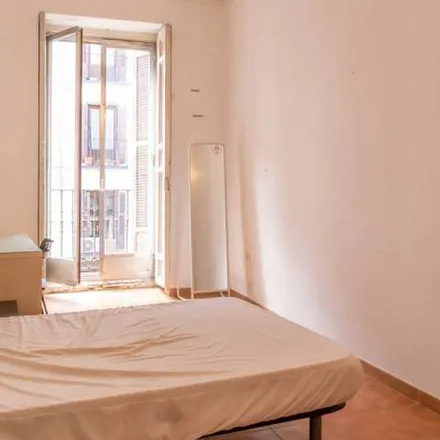 Image 6 - Calle de San Felipe Neri, 4, 28013 Madrid, Spain - Apartment for rent