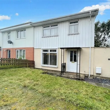 Buy this 3 bed duplex on Moorlands in Benfieldside, DH8 0LQ