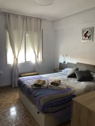 Rent this 1 bed room on Gonzalo Mengual in 15, Carrer de Gonzalo Mengual / Calle de Gonzalo Mengual
