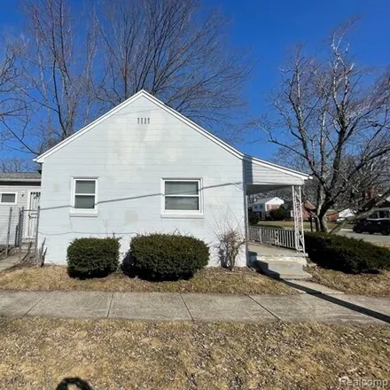 Buy this 3 bed house on 17340 Verne Street in Detroit, MI 48235