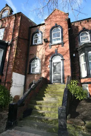 Image 4 - Vinery Road, Leeds, LS4 2LB, United Kingdom - House for rent