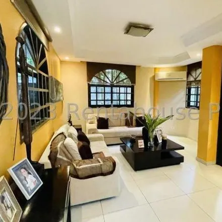 Buy this 3 bed house on unnamed road in Diablo Heights, 0823
