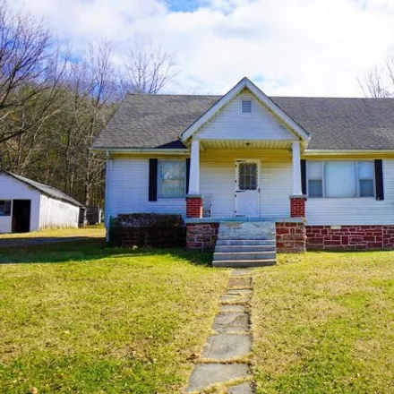 Buy this 2 bed house on 1362 Slaters Creek Road in Millersville, TN 37072