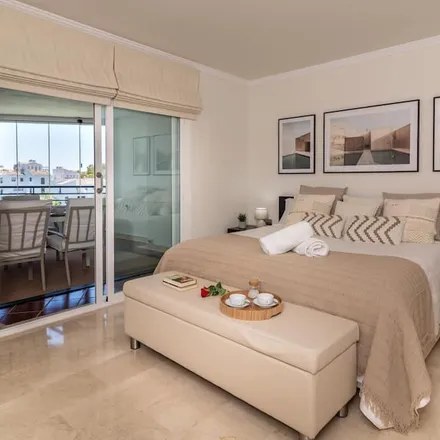 Image 3 - Puerto Banús (Hotel Pyr), Autovía del Mediterráneo, 29660 Marbella, Spain - Apartment for rent