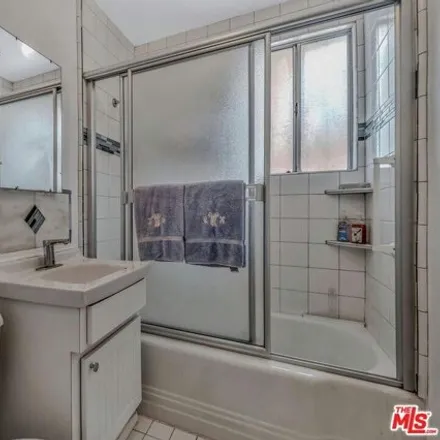 Image 7 - Intimate Lifestyles, Olive Avenue, Los Angeles, CA 90291, USA - House for sale