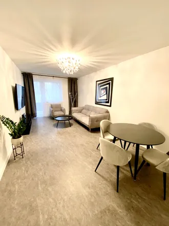 Rent this 1 bed apartment on Neuhofstraße 17 in 60318 Frankfurt, Germany