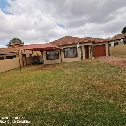 Image 4 - Maple Road, Chantelle, Akasia, 0118, South Africa - Apartment for rent