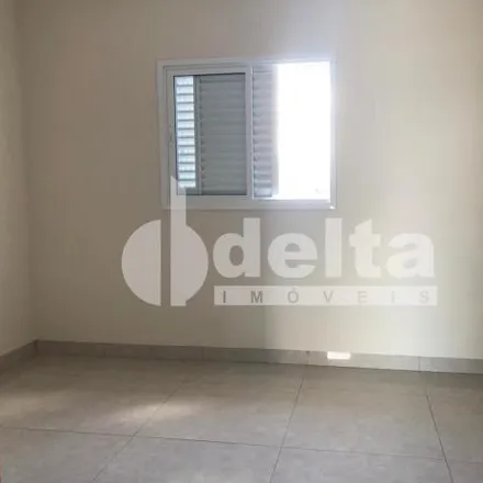 Buy this 2 bed house on Terezinha Inês Alves in Nova Alvorada, Uberlândia - MG