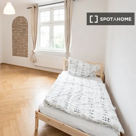 Image 1 - Schmerzhafte Kapelle, Isartalstraße, 80469 Munich, Germany - Room for rent