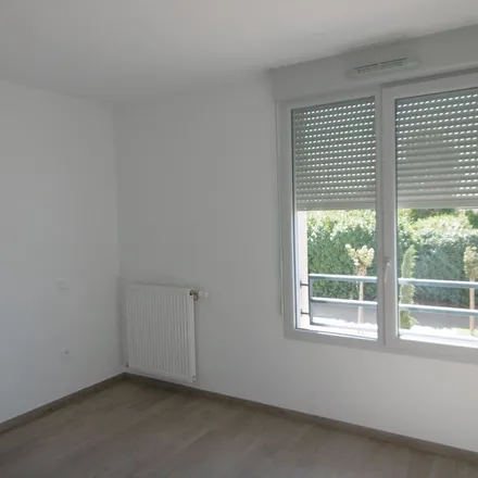 Rent this 2 bed apartment on 221 Avenue de Fronton in 31200 Toulouse, France