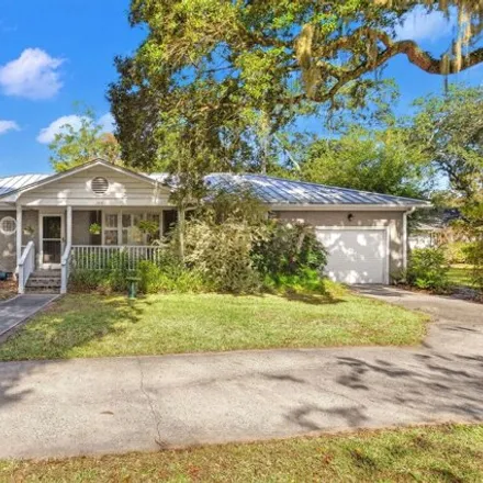 Buy this 3 bed house on 592 Trapier Drive in Fort Johnson Estates, Charleston County