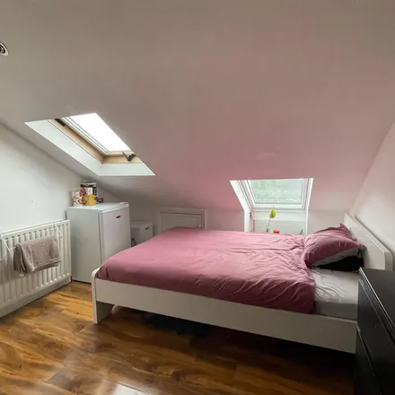 Rent this 6 bed apartment on 36;38;40 Rockley Road in London, W14 0BT