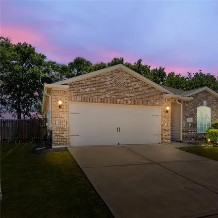 Rent this 3 bed house on 6301 Hills Drive in Lavon, TX 75173