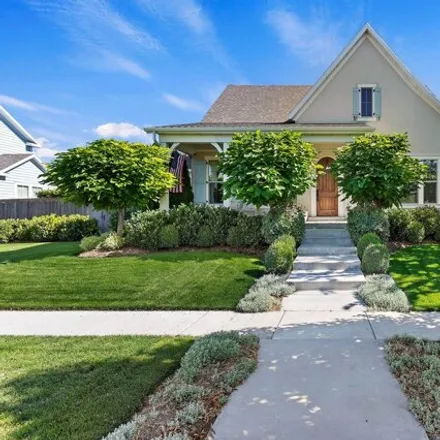 Buy this 6 bed house on Private Alley in Kaysville, UT 84041