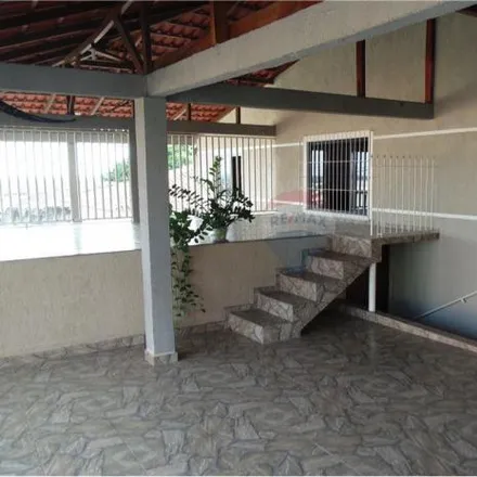 Buy this 5 bed house on Rua Newton Prado in Nova Rússia, Ponta Grossa - PR