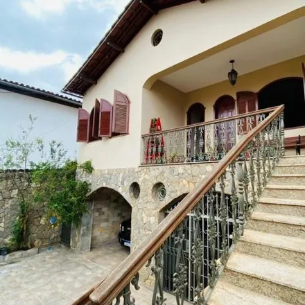 Buy this 3 bed house on Rua Padre Lobo in Manoel de Paula, Conselheiro Lafaiete - MG