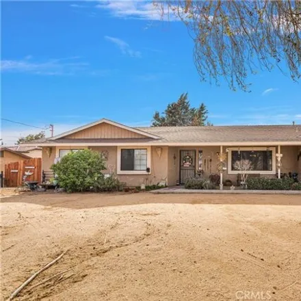 Buy this 3 bed house on 9006 Grapefruit Avenue in Hesperia, CA 92345