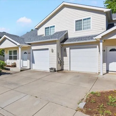 Buy this 2 bed house on 1054 Megan Ln in Phoenix, Oregon