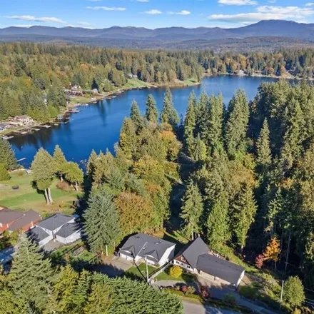Buy this 4 bed house on 5655 East Wishon Road in Three Lakes, Snohomish County