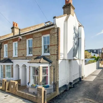 Buy this 5 bed house on 17 Wingfield Street in London, SE15 4LN