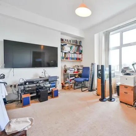 Buy this 1 bed apartment on 26 Blythe Hill Lane in London, SE6 4UH
