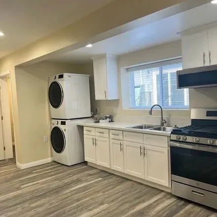 Rent this 2 bed apartment on 2111 South Longwood Avenue in Los Angeles, CA 90016