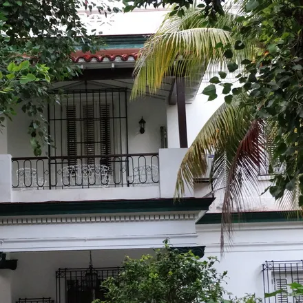 Rent this 3 bed house on Vedado – Malecón