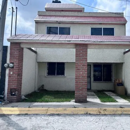Buy this 3 bed house on La Panadería in Calle Reyna de los Venturosos, 42183 Pachuquilla