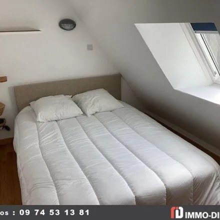 Image 1 - Brosset, Place Colonel Arnaud Beltrame, 37100 Tours, France - Apartment for rent