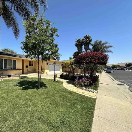 Buy this 4 bed house on 2468 Balmoral St in Union City, California