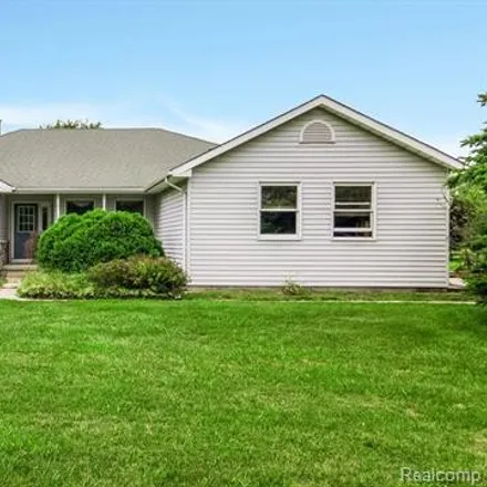 Image 5 - 27501 T F Hicks Court, Oakland County, MI 48165, USA - House for sale