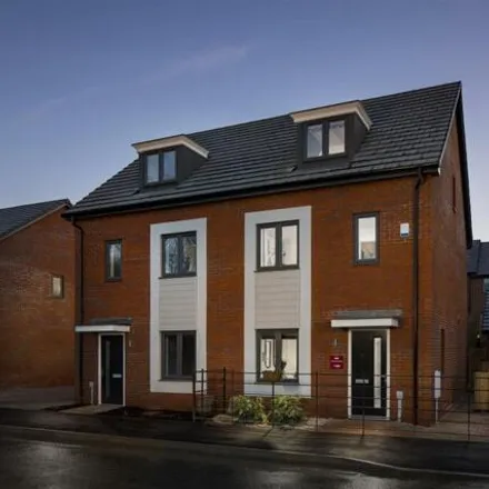 Buy this 4 bed townhouse on 19 Filbert Close in Welham Green, AL10 9SH