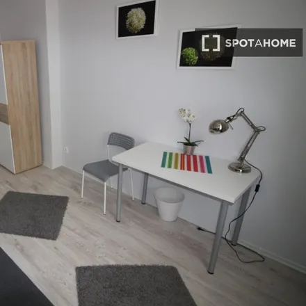 Rent this 7 bed room on Aleksandra Fredry 13 in 61-701 Poznań, Poland