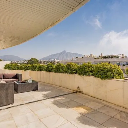 Rent this 4 bed apartment on Solo Qui in Calle de la Ribera, 29660 Marbella