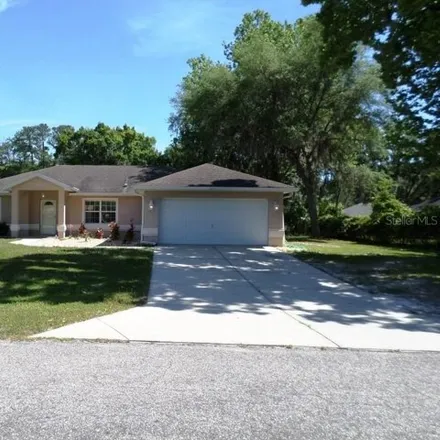 Buy this 3 bed house on 20033 Wood Duck Drive in Dunnellon, Marion County